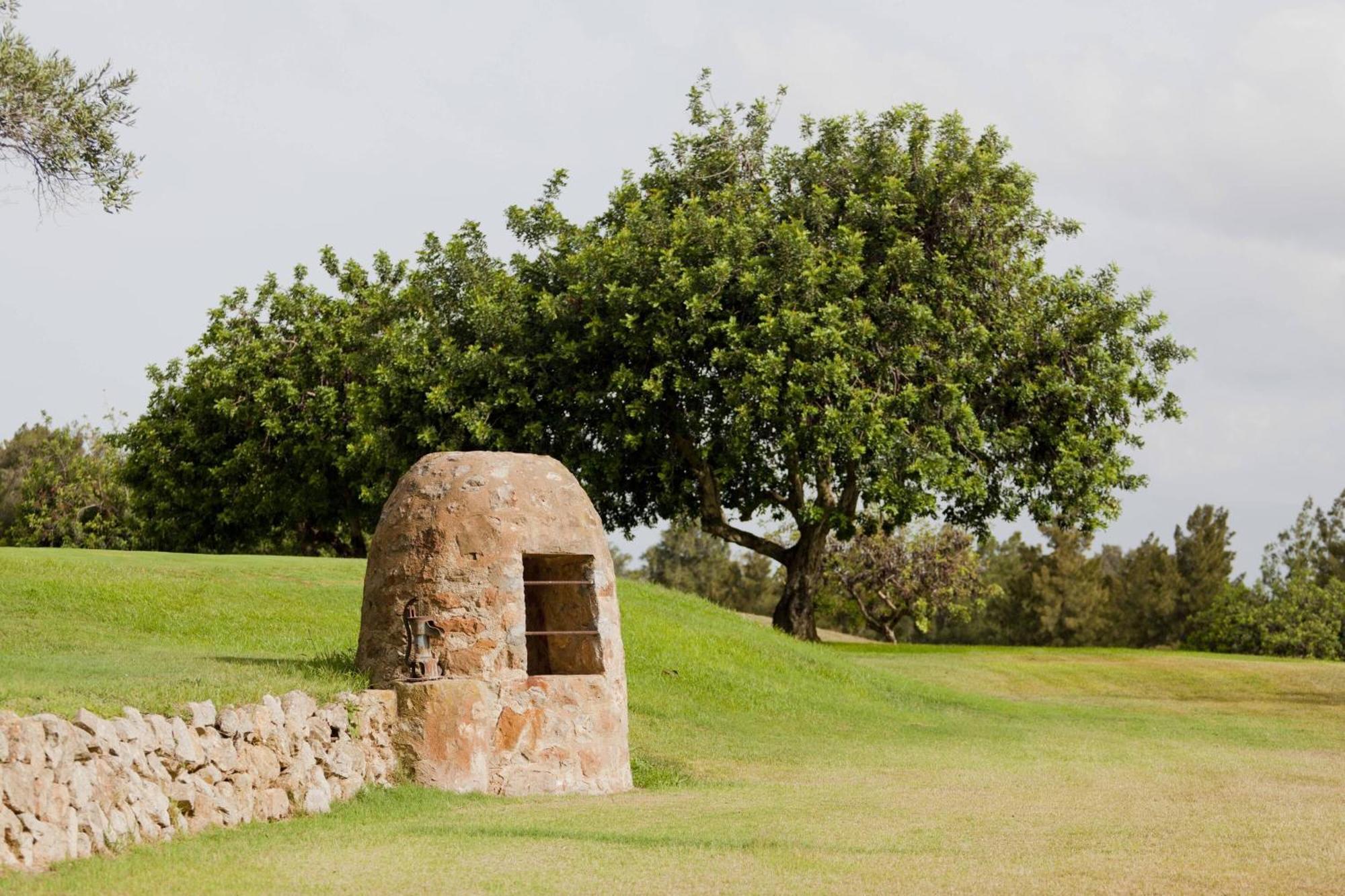 Denia Marriott La Sella Golf Resort & Spa Luaran gambar A sentry box at Fort Belan