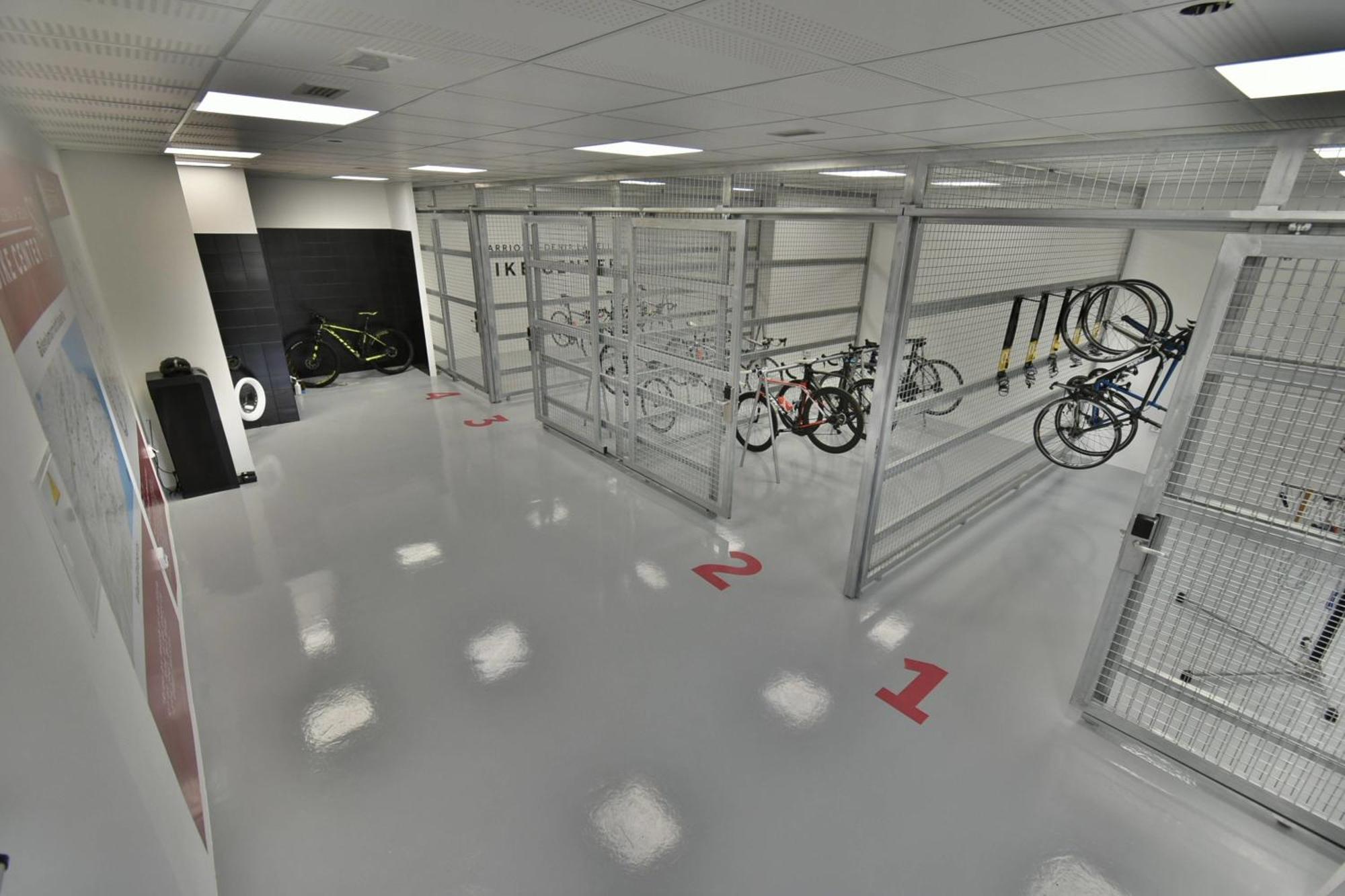 Denia Marriott La Sella Golf Resort & Spa Luaran gambar Bicycle storage area